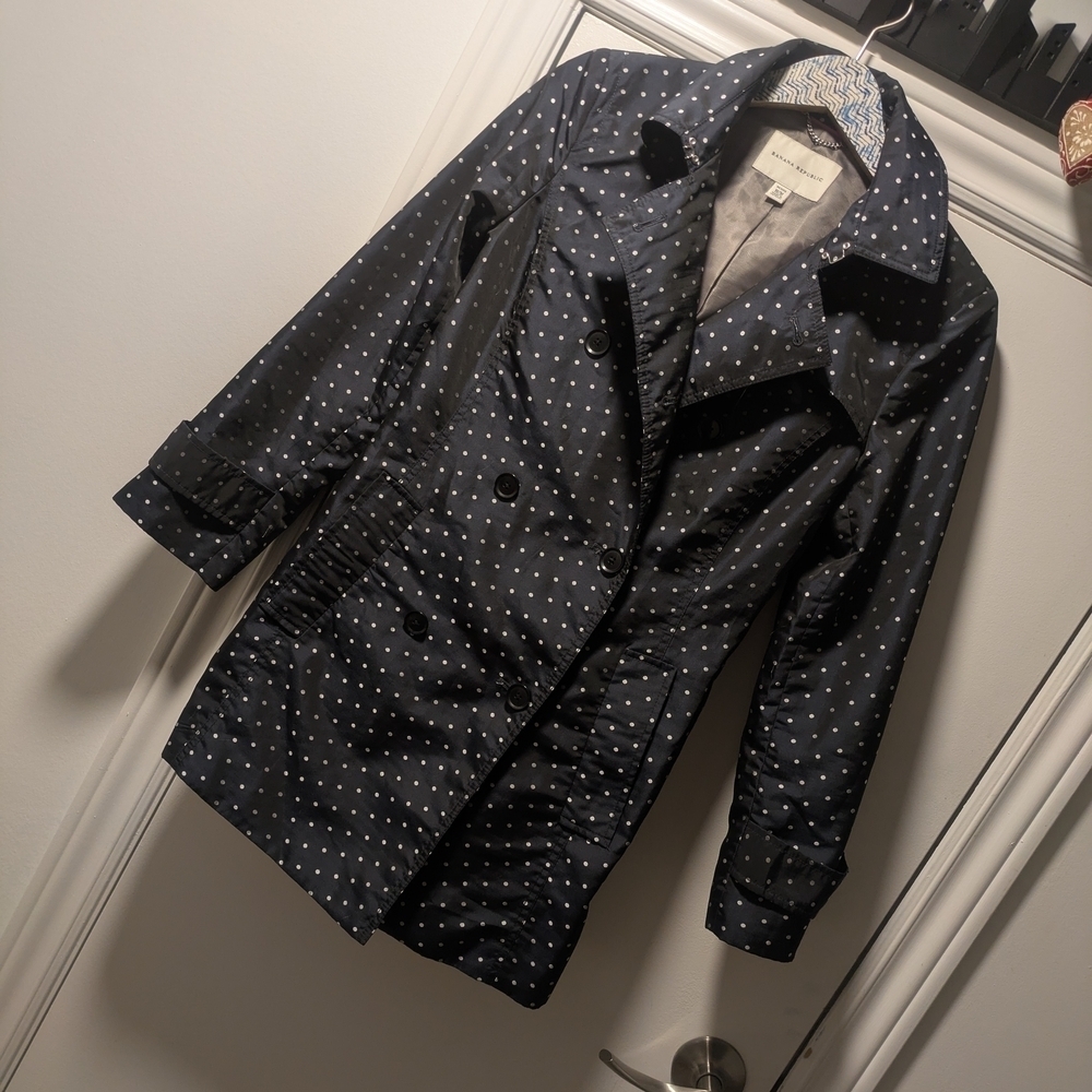 Banana Republic Polka Dot Trench Coat Blue White Belted Women’s M Rain Jacket - Picture 3 of 10